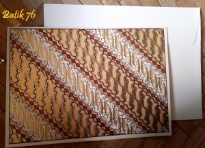 Kartu ucapan-motif batik parang gold-medium 1