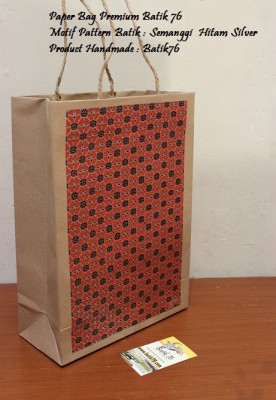 Paper bag-Tas kertas batik76-semanggi hitam silver 5