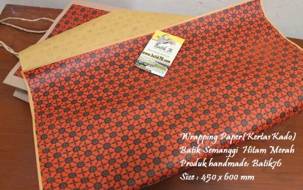 Semanggi Merah Hitam-kertas Kado Batik-wrapping Paper-bungkus Kado 3