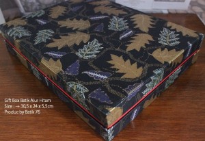 jual-gift box-batik76-motif batik alur-hitam- batik 76 7