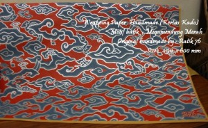 jual kertas kado-wrapping paper handmade-motif batik megamendung merah 6