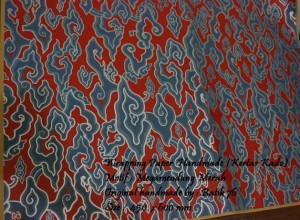 jual kertas kado-wrapping paper handmade-motif batik megamendung merah 9