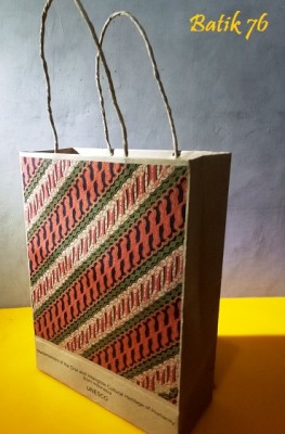 paperbag-batik76-motif parang hijau 1